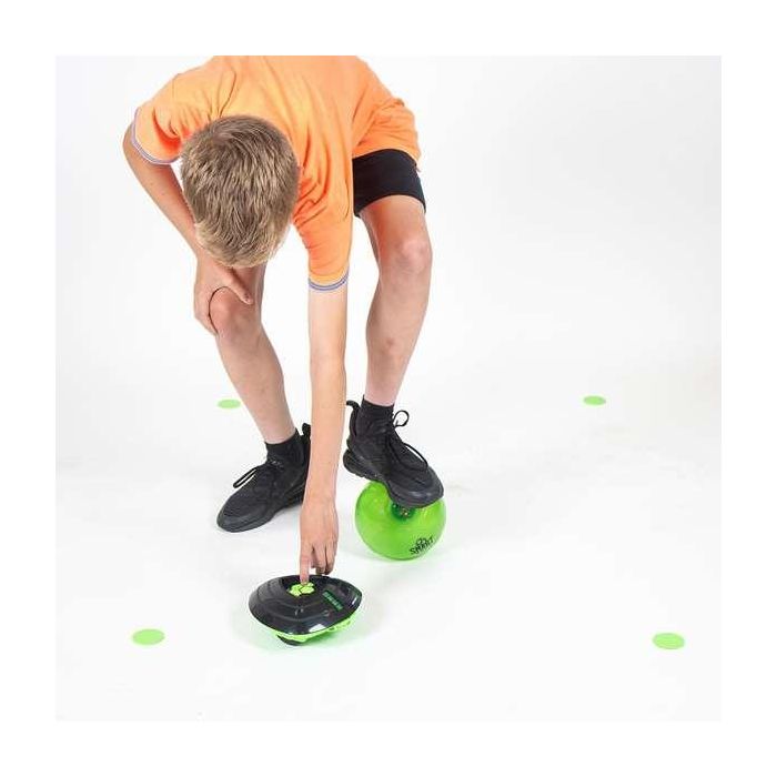 Juego soccerbot ¡dentro de casa! ¿podrás vencer al robot de fútbol inteligente? 1 Juego soccerbot ¡dentro de casa! ¿podrás vencer al robot de fútbol inteligente? 1
