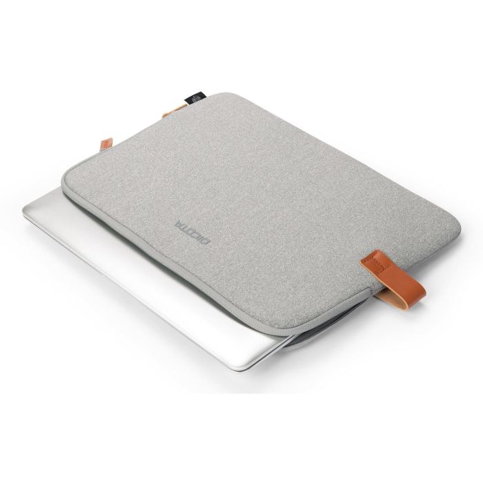 Dicota Funda Skin URBAN 16 Gris para MacBook Portátil 16 pulgadas - Protección a Medida con Materiales de Alta Calidad y Diseño Robusto 6