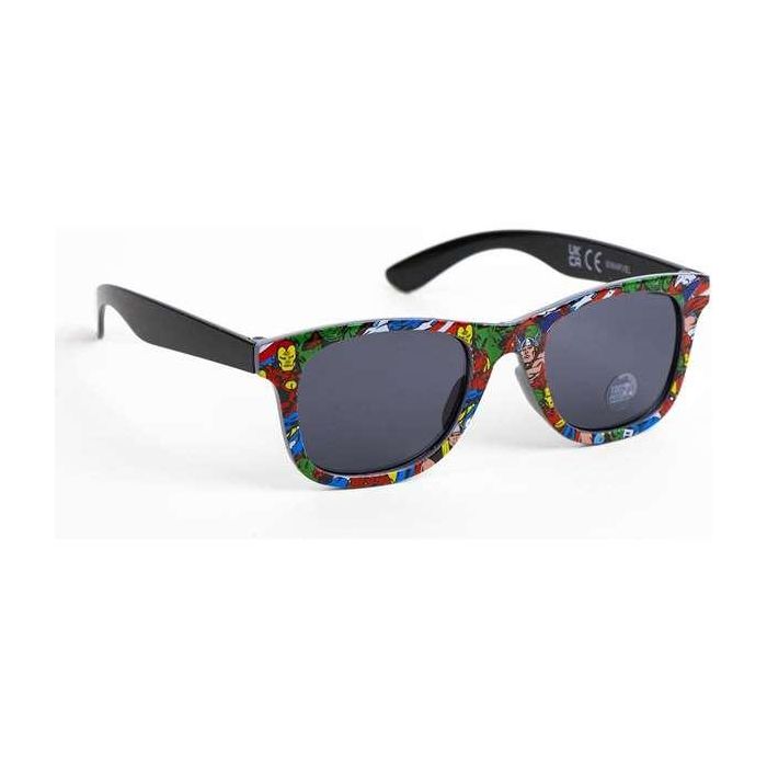 Cerdá Gorra Set Gafas de Sol Avengers Roja Talla 53 cm para Niños 3+ Años 2 Cerdá Gorra Set Gafas de Sol Avengers Roja Talla 53 cm para Niños 3+ Años 2