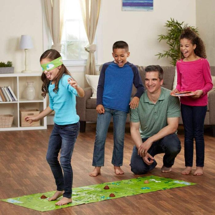 Hasbro Gaming E2489 Juego ¡Caca Chaf! Juego de Mesa con Plastilina y Ojos Vendados, Niños +4 años 2