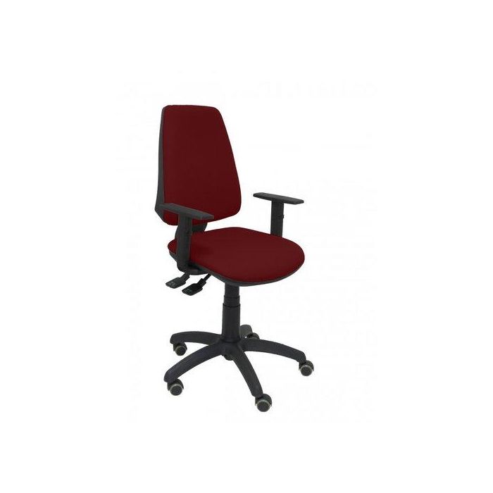 Silla Piqueras Y Crespo Elche S Brazos Regulables Mecanismo Sincro De Doble Maneta Gran Confortabilidad Regulable En Altura Ruedas De Parquet Asiento Y Respaldo Tapizado Bali Granate