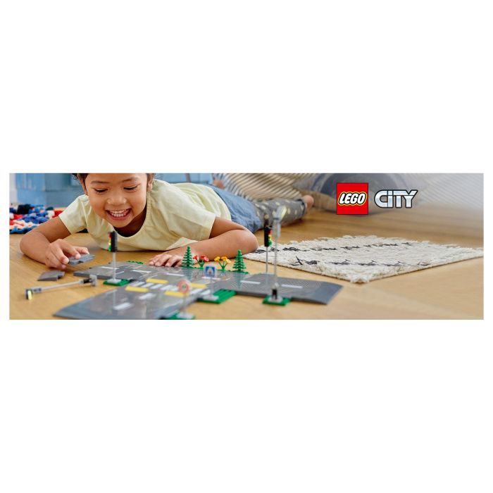 LEGO 60304 Intersección para montar, Juego de Construcción de Ciudades con Paneles y Carreteras para Montar