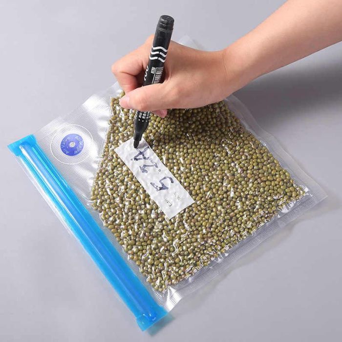 Set de 4 bolsas para comida al vacío 26x34 cm Quttin (24 Cajas) 8 Set de 4 bolsas para comida al vacío 26x34 cm Quttin (24 Cajas) 8