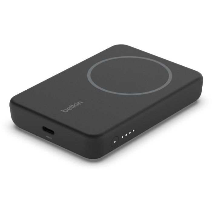 Belkin Cargador Inalámbrico Power Bank 5000 mAh con USB-C, Carga Inalámbrica 7.5W, Compatible con iPhone, Negro 1