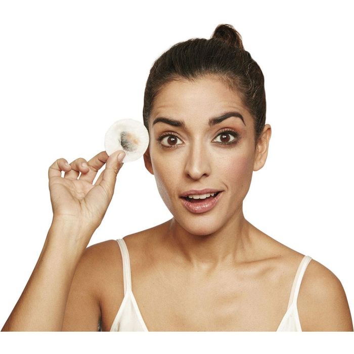 Garnier Agua Micelar SKIN ACTIVE Todo en 1 Desmaquillante Limpiador Purificante para Todo Tipo de Pieles 700 ml 2