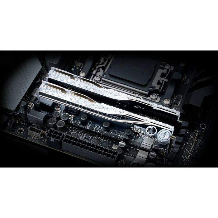 Memoria RAM GSKILL Trident Z5 Royal Neo F5-6000J2836G32GX2-TR5NS 64 GB DDR5 cl28 5