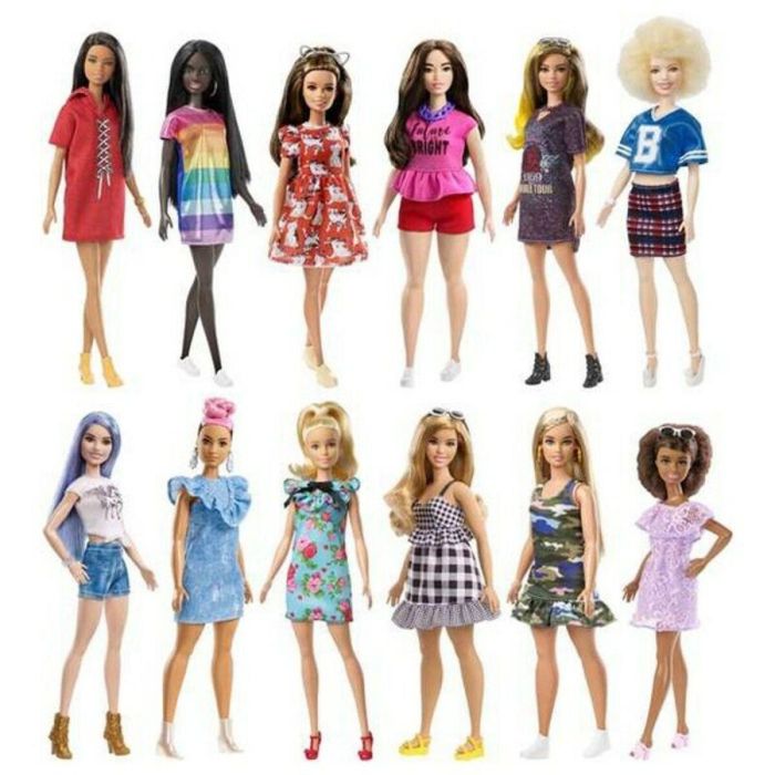 Barbie Fashionistas Muñeca 65 Aniversario, Pelo Negro y Vestido Camiseta Blanco con Lunares Brillantes 4