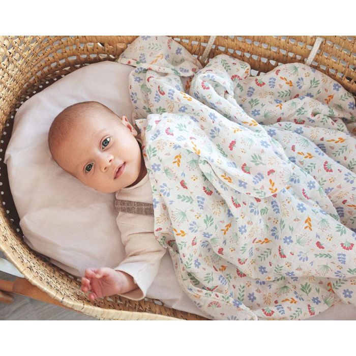 KioKids Muselina de Bebé 120x120 cm Estampado Florecitas - 70% Bambú 30% Algodón 140 gr Suave Termoclimática, Certificado OEKO-TEX Standard 100