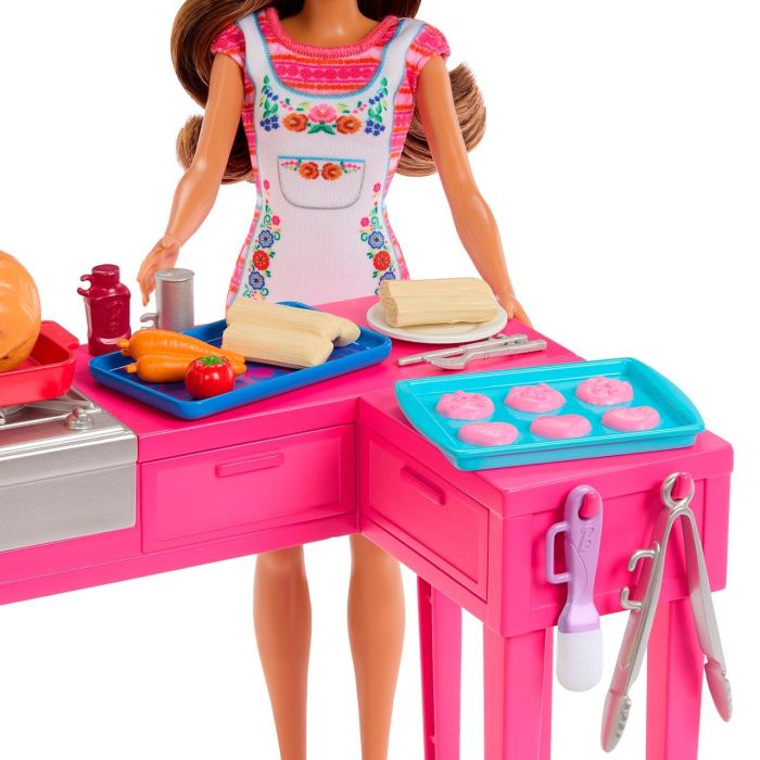 Barbie Jct06 Muñeca Teresa Cocinera Juego de Cocina con Mueble, Horno Asador Giratorio, +20 Accesorios y Delantal 3 Barbie Jct06 Muñeca Teresa Cocinera Juego de Cocina con Mueble, Horno Asador Giratorio, +20 Accesorios y Delantal 3