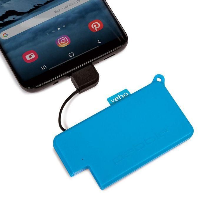 Veho Pebble Pokket 1000mAh Micro Power Bank Llavero Azul - Batería Externa de Emergencia Ultradelgada y Compacta 1 Veho Pebble Pokket 1000mAh Micro Power Bank Llavero Azul - Batería Externa de Emergencia Ultradelgada y Compacta 1