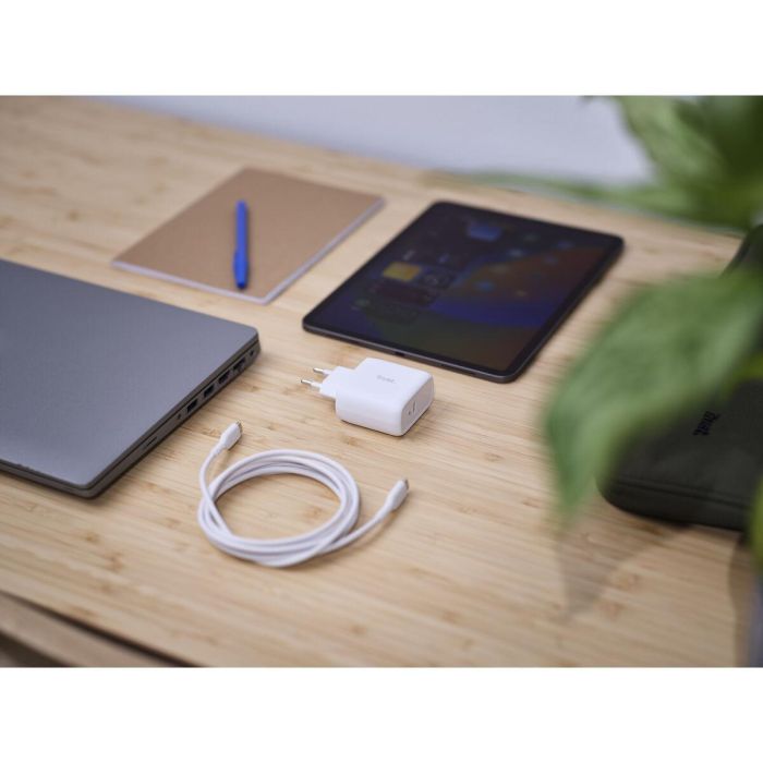 Trust 25139 Cargador de Pared USB-C 65W Maxo con Cable 2m PD 3.0 + PPS, Compacto, para Portátil, Móvil y Tablet, 75% Reciclado 5 Trust 25139 Cargador de Pared USB-C 65W Maxo con Cable 2m PD 3.0 + PPS, Compacto, para Portátil, Móvil y Tablet, 75% Reciclado 5