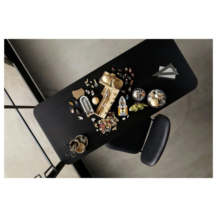 LEGO Star Wars Mos Eisley Cantina 75290 - Juego de Construcción 3187 Piezas con 21 Minifiguras 5