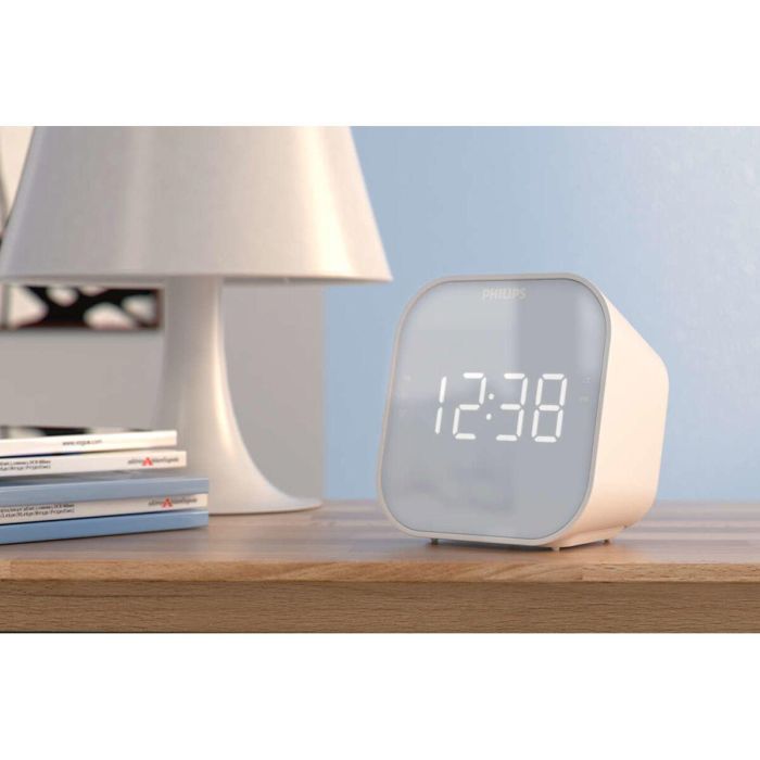 Philips TAR4406/12 Reloj despertador digital con radio FM, pantalla LED, carga USB y vibrador, color Blanco 21 Philips TAR4406/12 Reloj despertador digital con radio FM, pantalla LED, carga USB y vibrador, color Blanco 21