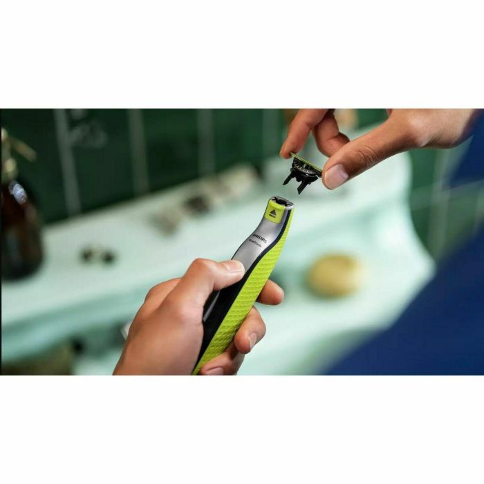 Afeitadora eléctrica Philips QP2734/30 17