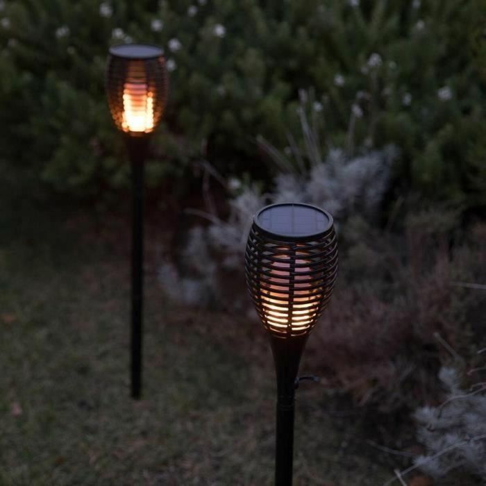 LUMI GARDEN Conjunto de 2 mini linternas solares Maity Sun - Efecto de llama - LED - H 70 cm - Blanco cálido 3 LUMI GARDEN Conjunto de 2 mini linternas solares Maity Sun - Efecto de llama - LED - H 70 cm - Blanco cálido 3