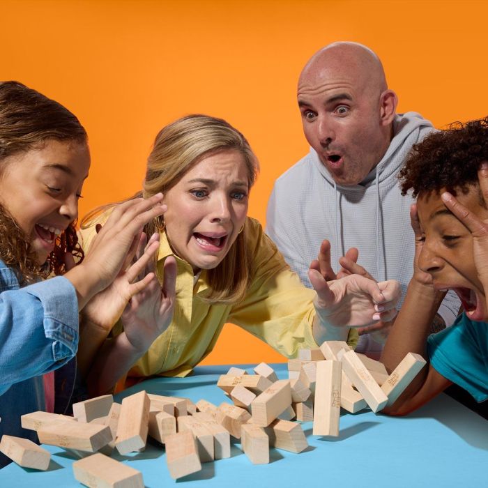 HASBRO Juego Jenga de 54 bloques de madera para +6 años 4