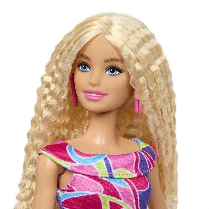 Barbie HRH20 Muñeca Fashionista Vestido Colores Estampado Llamativo, Pelo Largo Ondulado Rubio, Accesorios. 65 Aniversario 3 Barbie HRH20 Muñeca Fashionista Vestido Colores Estampado Llamativo, Pelo Largo Ondulado Rubio, Accesorios. 65 Aniversario 3