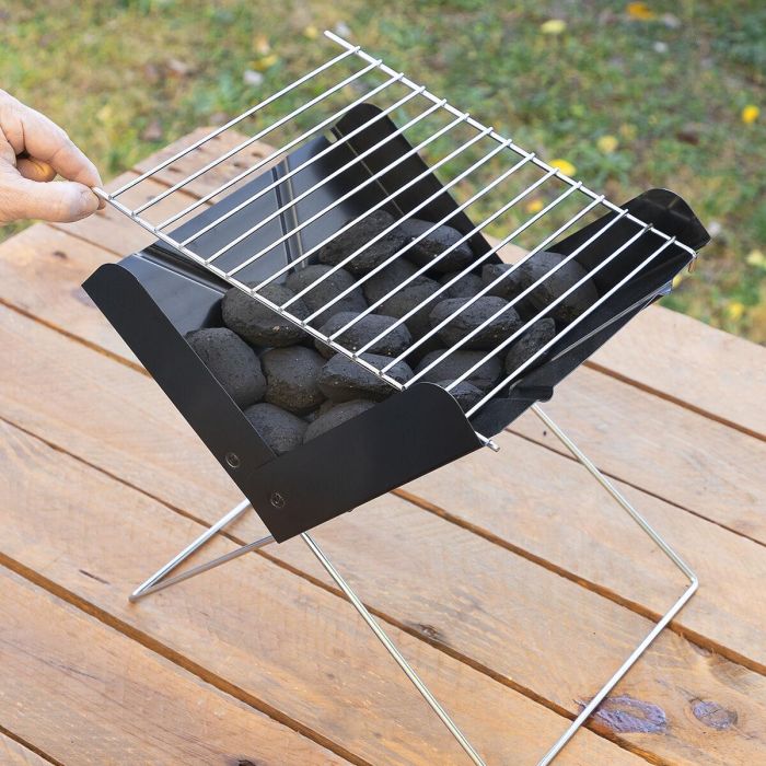 Mini Barbacoa Plegable Portátil para Carbón Foldecue InnovaGoods 4 Mini Barbacoa Plegable Portátil para Carbón Foldecue InnovaGoods 4