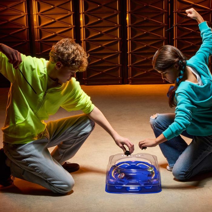 HASBRO Beyblade Estadio de Batalla Premium Drop Attack Xtreme | Incluye 2 Tops Beyblade X y 2 Lanzadores 4 HASBRO Beyblade Estadio de Batalla Premium Drop Attack Xtreme | Incluye 2 Tops Beyblade X y 2 Lanzadores 4