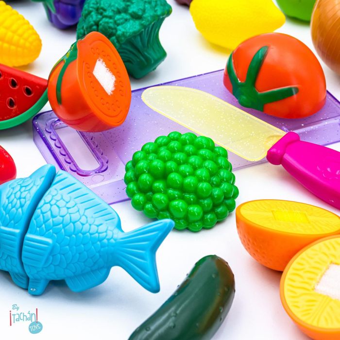 Tachan Juego de Alimentos para Cortar 33 Piezas, Maletín Transportable, Juguete de Imitación con Tabla y Cuchillo para Niños +18 meses 8 Tachan Juego de Alimentos para Cortar 33 Piezas, Maletín Transportable, Juguete de Imitación con Tabla y Cuchillo para Niños +18 meses 8