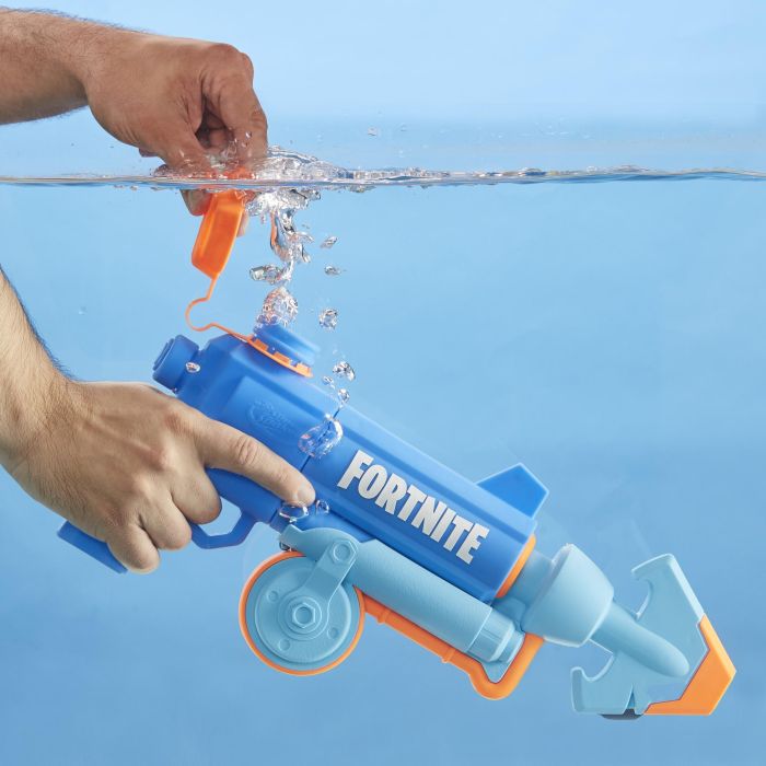 Nerf F2560 Lanzador de Agua Super Soaker Fortnite HG, Réplica del Videojuego con Acción de Bombeo, Juguete para +8 Años 5 Nerf F2560 Lanzador de Agua Super Soaker Fortnite HG, Réplica del Videojuego con Acción de Bombeo, Juguete para +8 Años 5