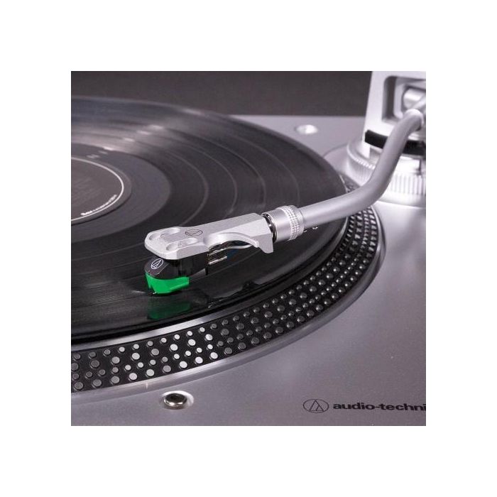 Audio-Technica AT-LP120X Tocadiscos de tracción directa manual plata con velocidades 33 45 78 RPM 1