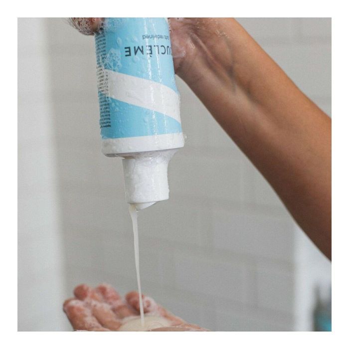 Bouclème Hydrating Hair Cleanser Limpiador Cabello Hidratante 300ml para Cabello Fino, Ondas Sueltas y Cuero Cabelludo Graso 2 Bouclème Hydrating Hair Cleanser Limpiador Cabello Hidratante 300ml para Cabello Fino, Ondas Sueltas y Cuero Cabelludo Graso 2