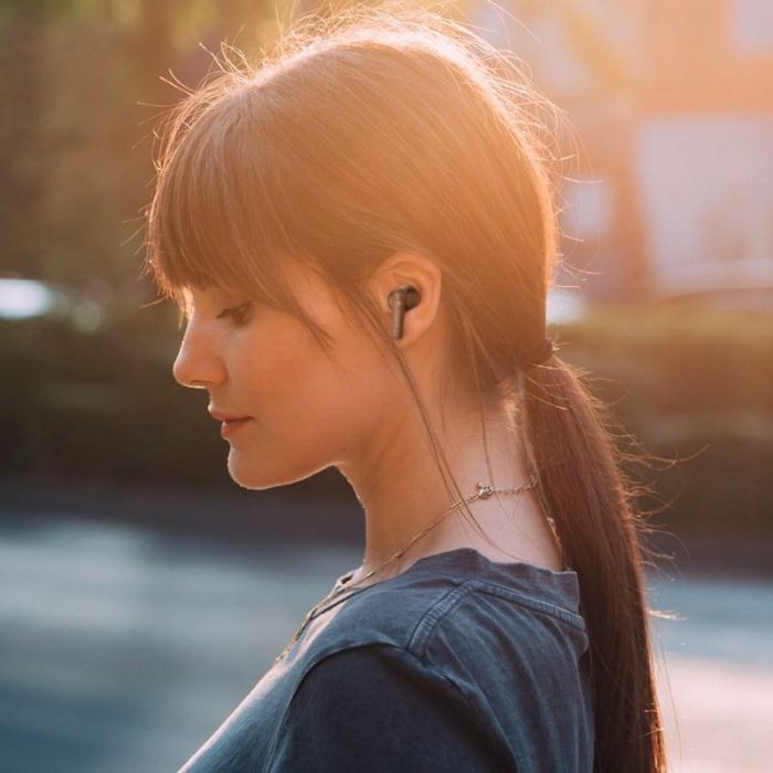 LAMAX In-Ear Clips1 Play black BT 5.3 Akku 35 Std. retail 3