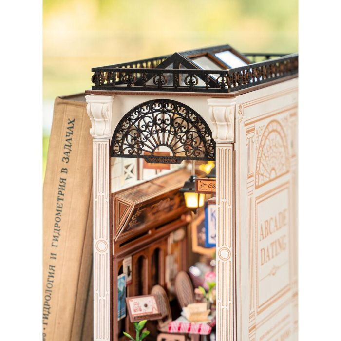 Maqueta Citas en la Sala de Juegos 148pzs 15 Maqueta Citas en la Sala de Juegos 148pzs 15