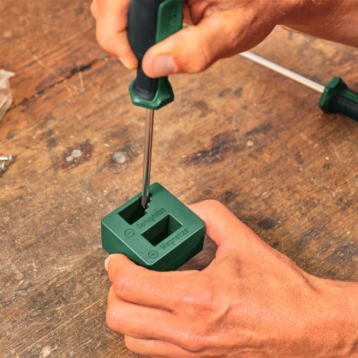Bosch BOS4053423304398 Magnetizador/desmagnetizador para destornilladores/puntas, 2 imanes de ferrita, campo magnético min. 90 mT 1 Bosch BOS4053423304398 Magnetizador/desmagnetizador para destornilladores/puntas, 2 imanes de ferrita, campo magnético min. 90 mT 1