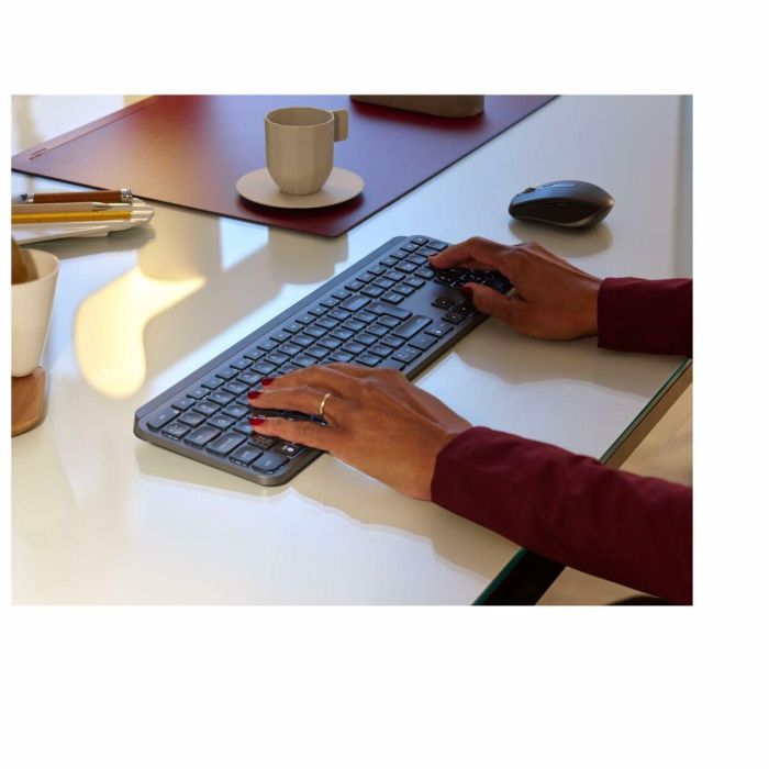 Logitech MX Keys Teclado Inalámbrico con Teclas Perfectas y Retroiluminación Inteligente para Empresa 11