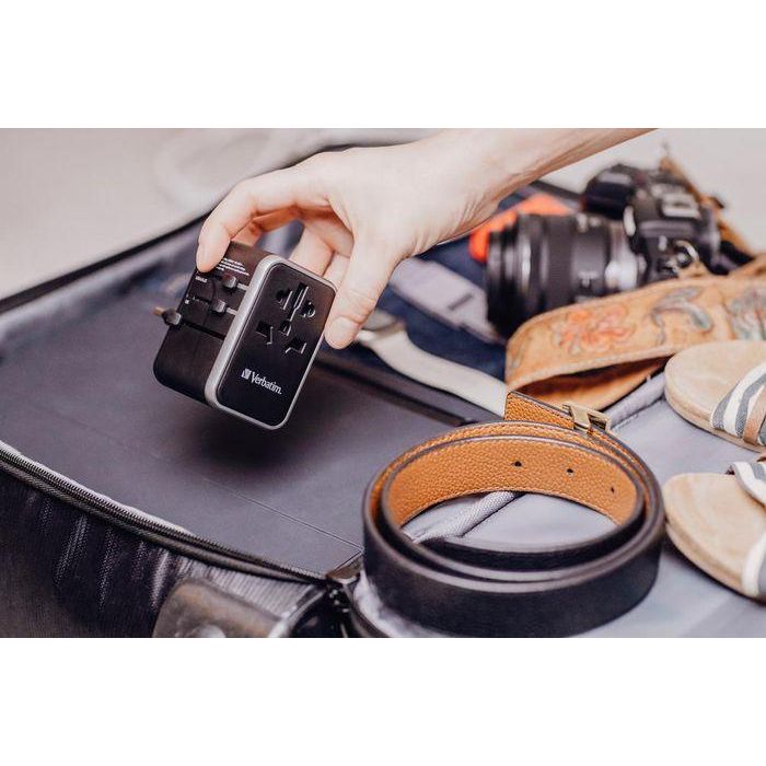 Verbatim UTA-04 Adaptador de Viaje Universal 61W PD QC 3.0, 5 Puertos USB (2xUSB-C, 3xUSB-A), Carga 6-en-1 para 180+ Países 5