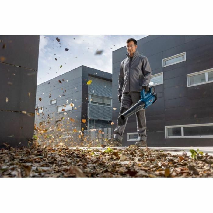 Bosch Professional GBL 18V-750 Soplador de Batería 18V con Motor BITURBO sin Escobillas, 198 km/h de Velocidad del Aire y 780 m³/h 6 Bosch Professional GBL 18V-750 Soplador de Batería 18V con Motor BITURBO sin Escobillas, 198 km/h de Velocidad del Aire y 780 m³/h 6