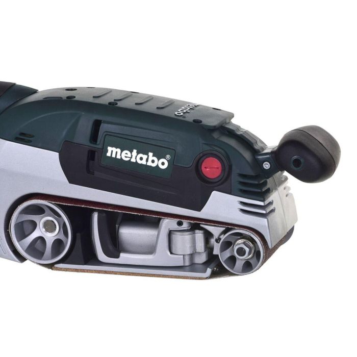 Metabo BAE 75 Lijadora de banda 1010W 12 Nm con base de máquina, bolsa para polvo y mango adicional 4 Metabo BAE 75 Lijadora de banda 1010W 12 Nm con base de máquina, bolsa para polvo y mango adicional 4