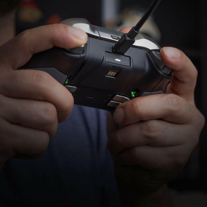 PDP Kit de Carga y Reproducción para Mando - Xbox One y Series X|S - Negro - AUC0708056067175 8 PDP Kit de Carga y Reproducción para Mando - Xbox One y Series X|S - Negro - AUC0708056067175 8