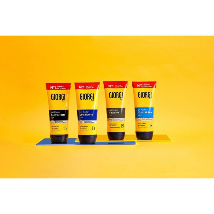 Giorgi Line EXTRAFUERTE gel fijador nº3 para peinado perfecto, 240 ml, sin siliconas, con Vitamin Tech 1 Giorgi Line EXTRAFUERTE gel fijador nº3 para peinado perfecto, 240 ml, sin siliconas, con Vitamin Tech 1