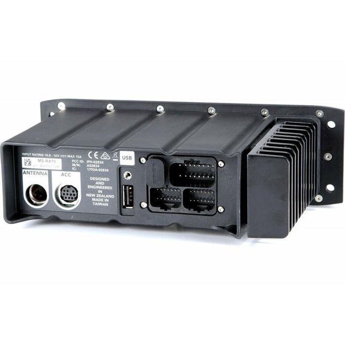 Fusion MS-RA70 Autorradio Marina Impermeable IPx7 Bluetooth USB MP3 Apple Android DAB AM/FM Pantalla LCD Control App FUSION-Link 2 Zonas 1 Fusion MS-RA70 Autorradio Marina Impermeable IPx7 Bluetooth USB MP3 Apple Android DAB AM/FM Pantalla LCD Control App FUSION-Link 2 Zonas 1