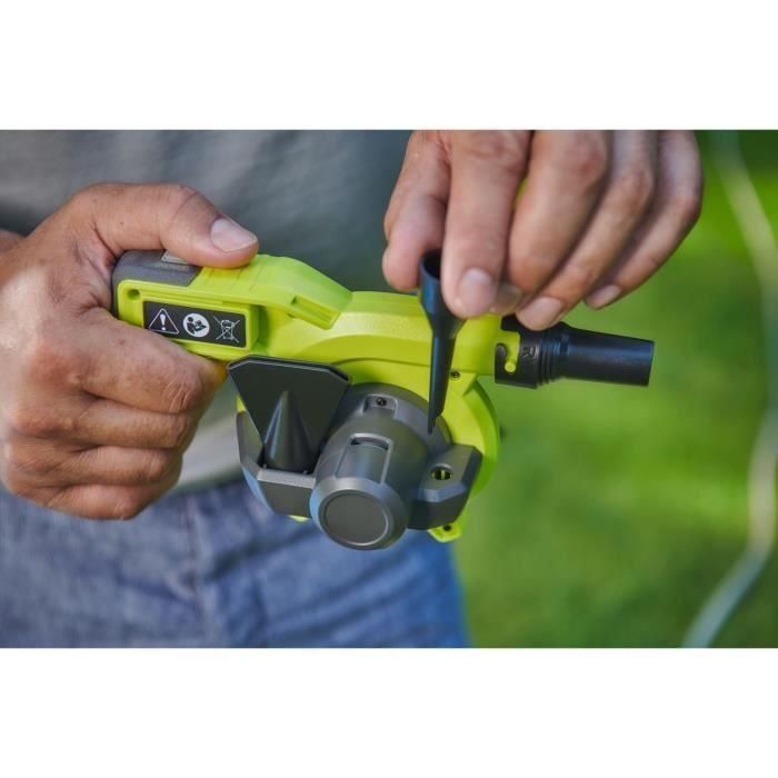 Bomba/desinfladora de aire RYOBI - 4V - Alto caudal: 200 l/min - Incluye 3 boquillas de inflado 2