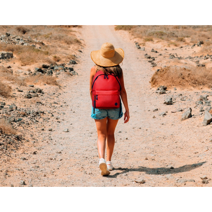 Antartik Mochila Basic Pack con Bolsillo para Portátil Roja 20 L 300x160x420 mm 11