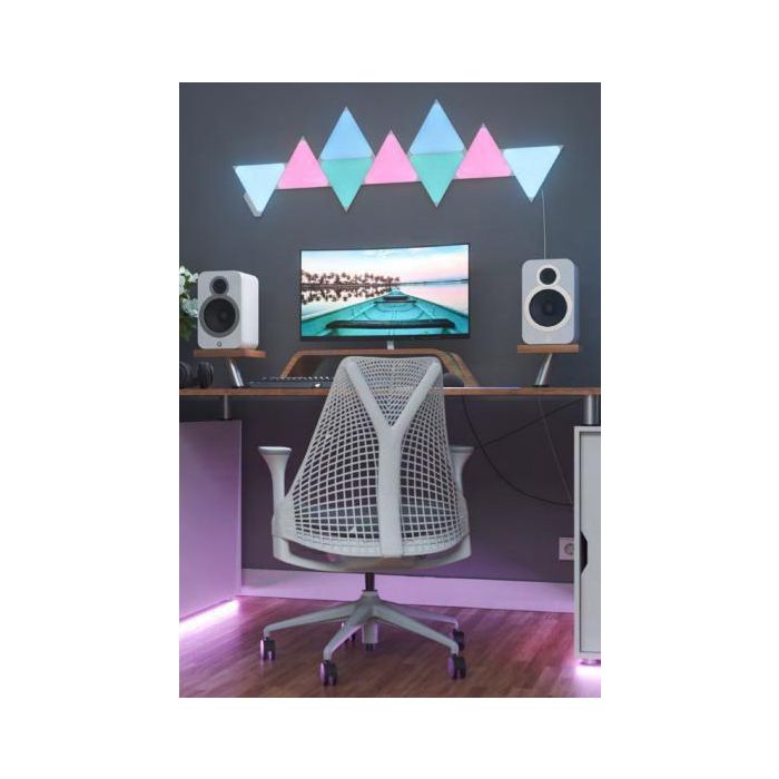 Nanoleaf Shapes Triangles Starter Kit 9PK 1 Nanoleaf Shapes Triangles Starter Kit 9PK 1