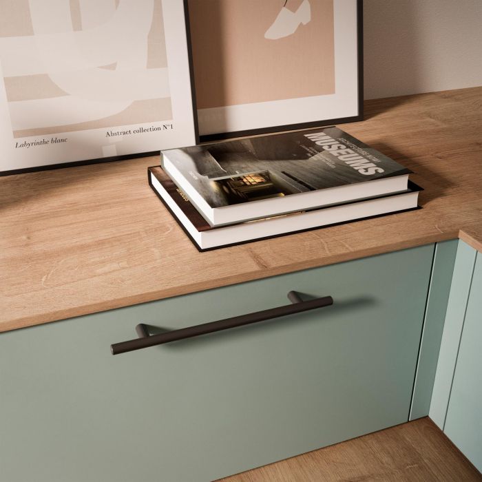 Emuca Lote de 10 tiradores para mueble Orlando, L210mm, intereje 160mm, Acero, Pintado negro 7 Emuca Lote de 10 tiradores para mueble Orlando, L210mm, intereje 160mm, Acero, Pintado negro 7