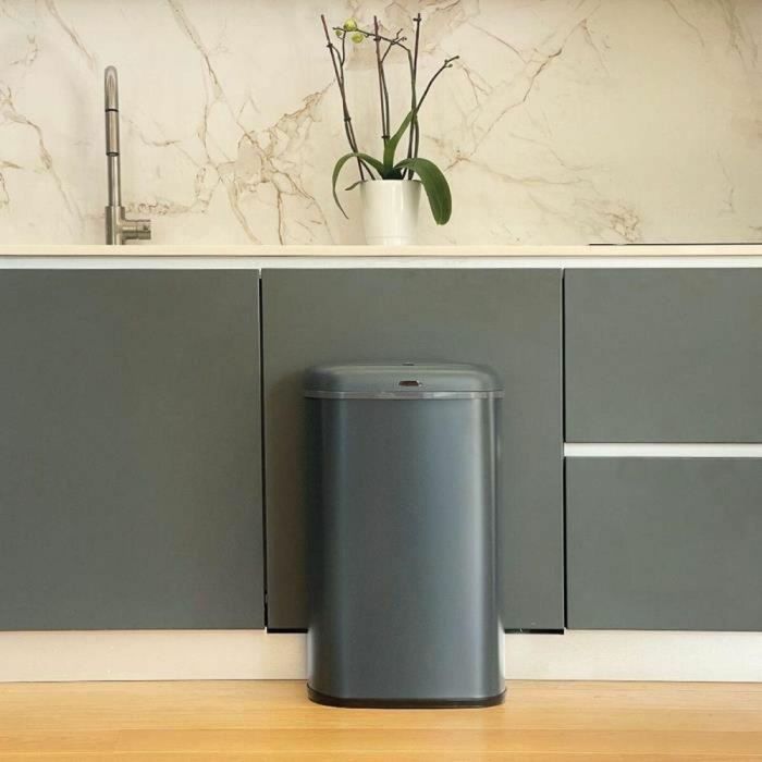 Kitchen Move LOGAN Cubo de Basura Automático de Cocina, 58 Litros, Acero Inoxidable Gris Mate, Diseño Rectangular con Flejes 2 Kitchen Move LOGAN Cubo de Basura Automático de Cocina, 58 Litros, Acero Inoxidable Gris Mate, Diseño Rectangular con Flejes 2