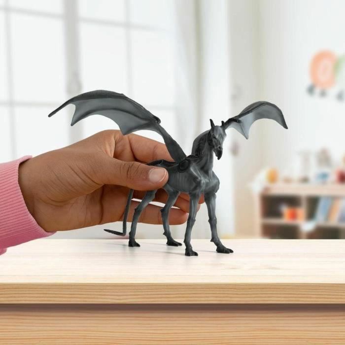 Schleich Figura Thestral Harry Potter 13996 para niños a partir de 6 años 2 Schleich Figura Thestral Harry Potter 13996 para niños a partir de 6 años 2
