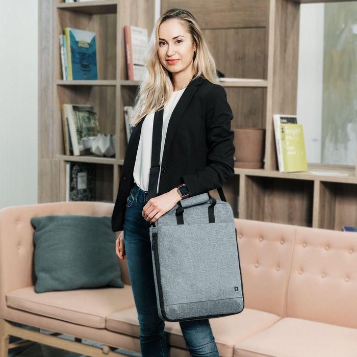 Dicota Eco MOTION Bolsa Tote Convertible Mochila para Portátil 13-15.6" Tablet 12.9" RPET Reciclado Resistente Agua Blue Denim 4