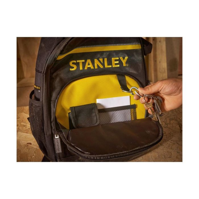 Stanley STST1-72335 Mochila Portaherramientas 15kg Nailon 600D, Compartimento Laptop, Divisor, Respaldo Acolchado 7 Stanley STST1-72335 Mochila Portaherramientas 15kg Nailon 600D, Compartimento Laptop, Divisor, Respaldo Acolchado 7