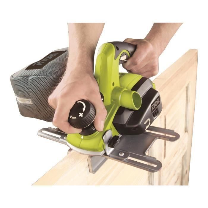Cepilladora RYOBI - 750W - 82 mm 3 Cepilladora RYOBI - 750W - 82 mm 3