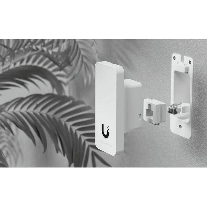 Ubiquiti 93 x 40 x 36.5 mm, 82 g, IP55, RJ45, BLE 4.1, 48V DC - Opciones de desbloqueo para cualquier clima 6