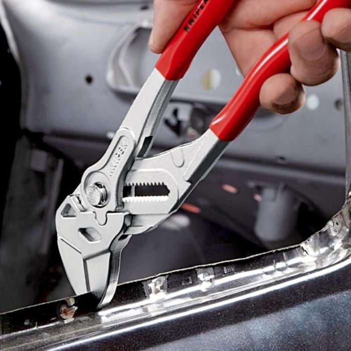 KNIPEX Zangenschlssel grau atramentiert 250 mm 6 KNIPEX Zangenschlssel grau atramentiert 250 mm 6