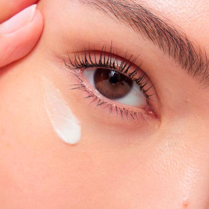 Clarins Total Eye Lift 15 mL 2 Clarins Total Eye Lift 15 mL 2