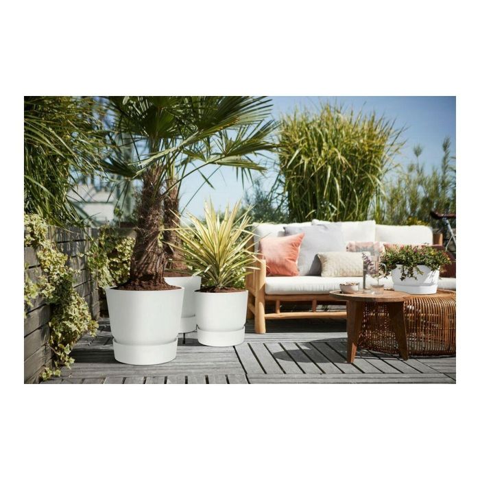 Maceta redonda ELHO Greenville 47 - Exterior - Ø 47 x H 44,1 cm - Blanco 4 Maceta redonda ELHO Greenville 47 - Exterior - Ø 47 x H 44,1 cm - Blanco 4